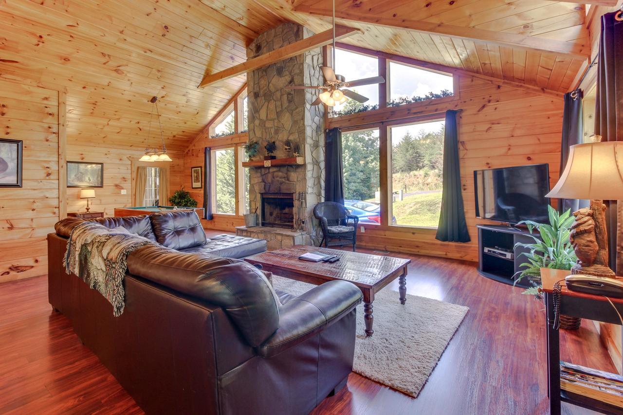 Dancing Bear Villa Sautee Nacoochee Exterior photo